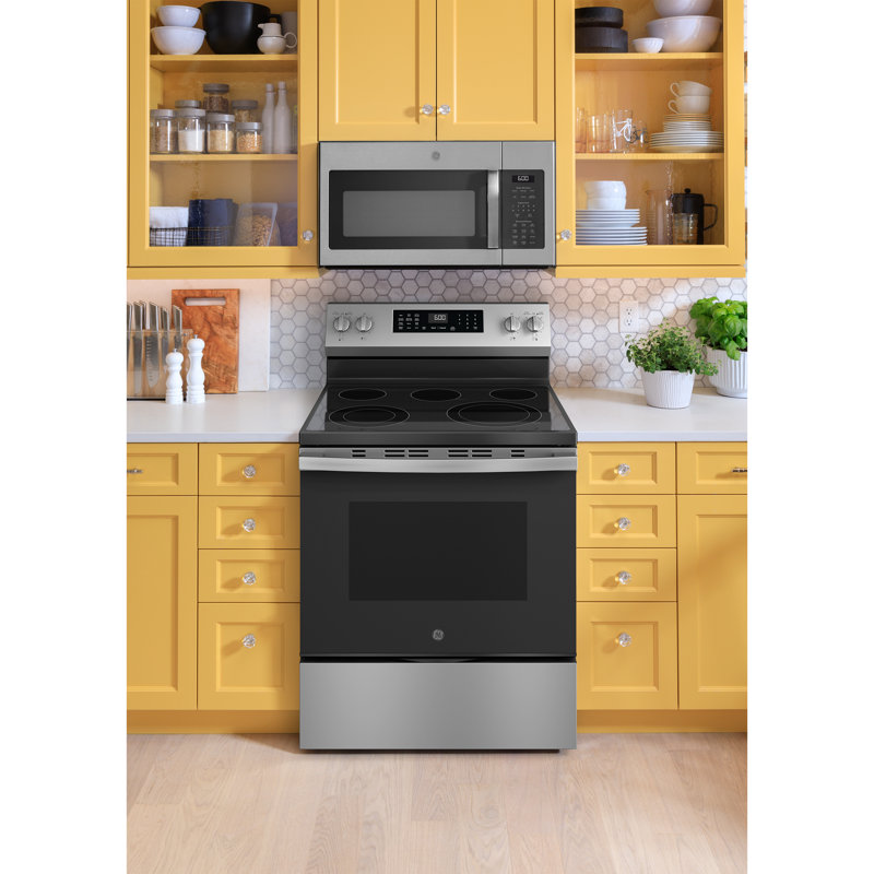 GE® ENERGY STAR® 30" Free-Standing Electric Convection Range with No Preheat Air Fry and EasyWash™ Oven Tray, Matte Black