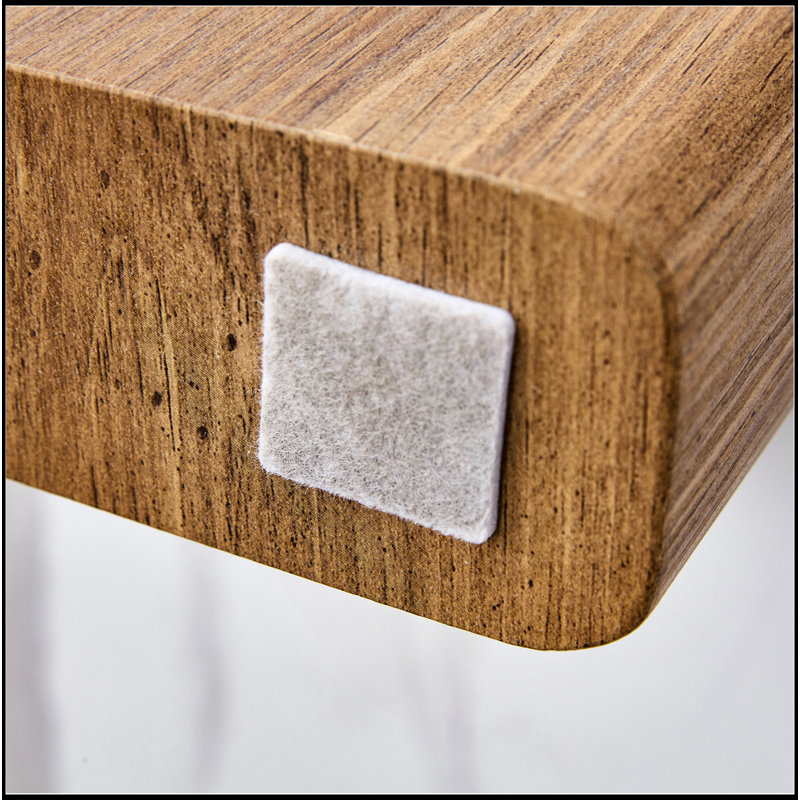 Table basse moderne hexagonale avec plateau blanc et pieds en bois, idéale pour les salons et les chambres d'amis