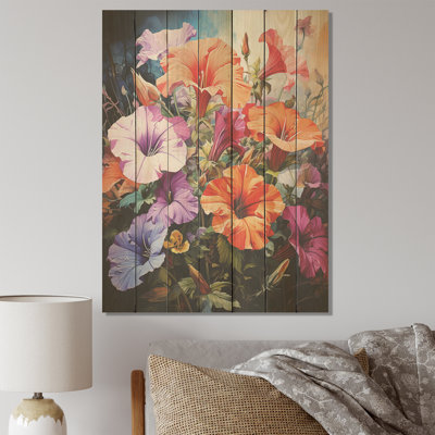 Parade de pétunias orange et mauve - Pétunias sur bois
