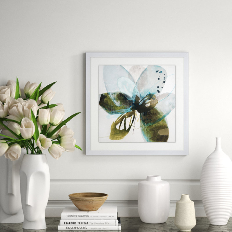 Earth is Alive 3' Framed Print on Glass