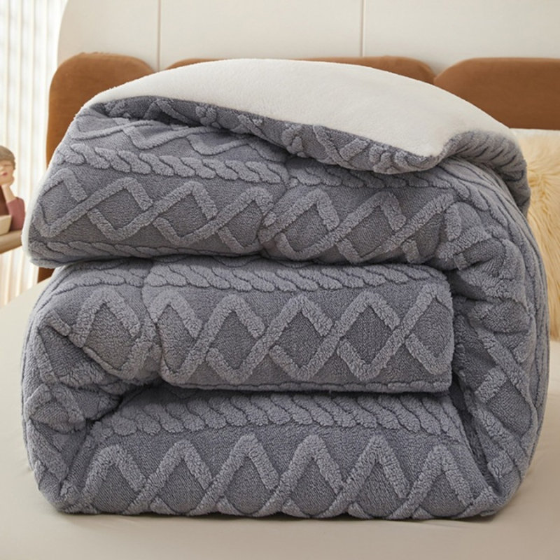 Warm And Thick Full Comforter Set Extremely Soft And Comfortable, Available In Four Sizes, Perfectly Suited For Cold Winters, Providing Warmth And Breathability To Keep You Cozy Every Night.