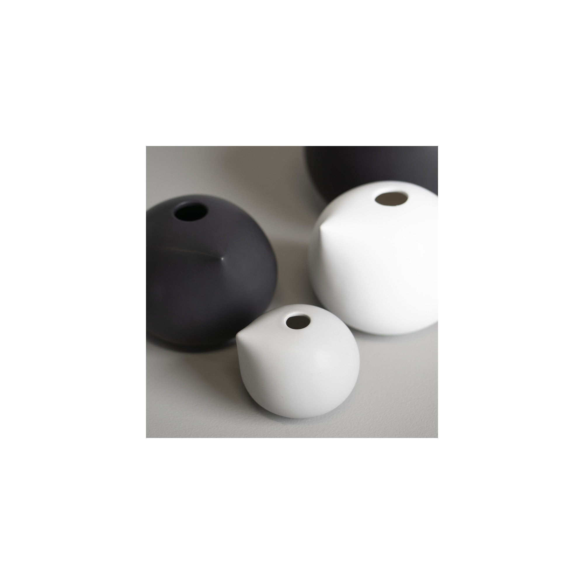 Ceramic Table Vase, White, 3.94" H x 3.94" W x 3.94" D