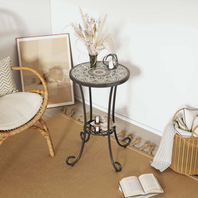Table d'appoint de patio avec tablette