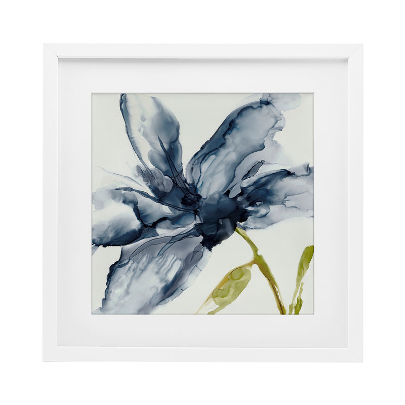 «Petals Of Sky Flower», reproduction encadrée sous verre, conception de Jacob Q, H 13 po x l 13 po, Cadre blanc côtier