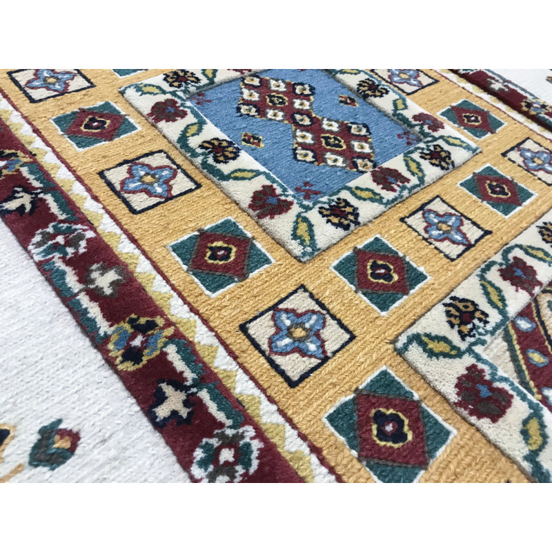 Hand-Knotted High-Quality Ivory Area Rug