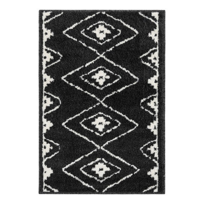 Latitude Run® Vefsna Nikolis Rug Black