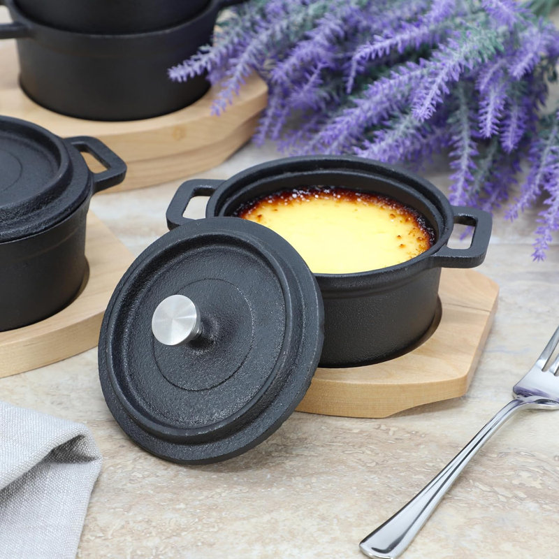 Mini cocotte en fonte avec plateau de service en bois, plat de cuisson à usage unique 8 oz pour four et gril, mini cocotte pour amuse-gueules, desserts et portions individuelles