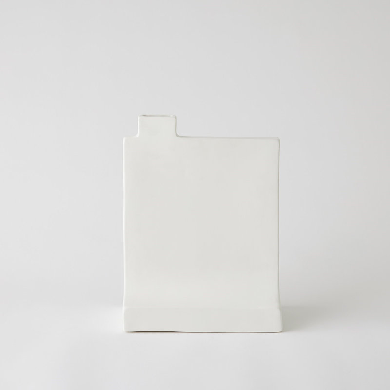 Icon Vase-Matte White-Med
