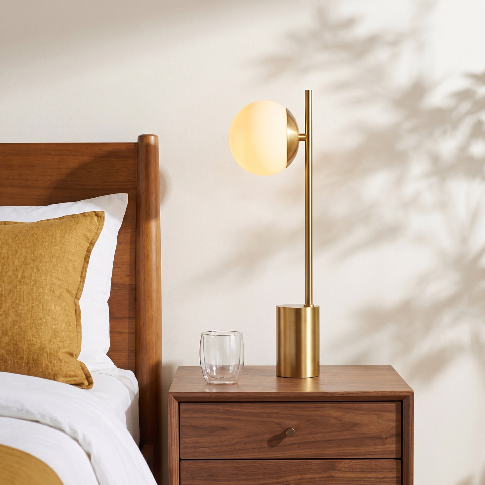 Vibi Metal Lamp, Burnished Brass