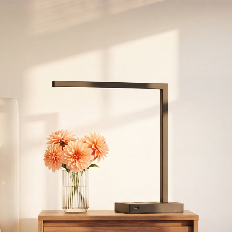 Capri Metal USB Desk Lamp, Matte Black