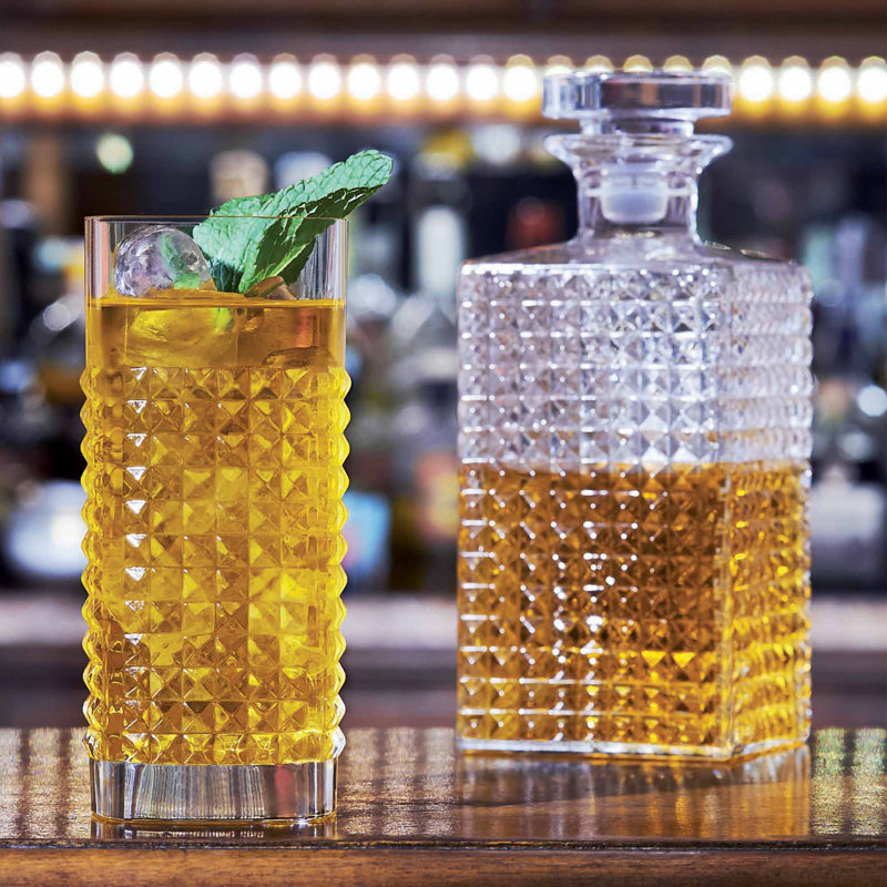 Mixology 25.25 Oz Elixir Spirits Decanter with Airtight Glass Stopper (1 Piece)