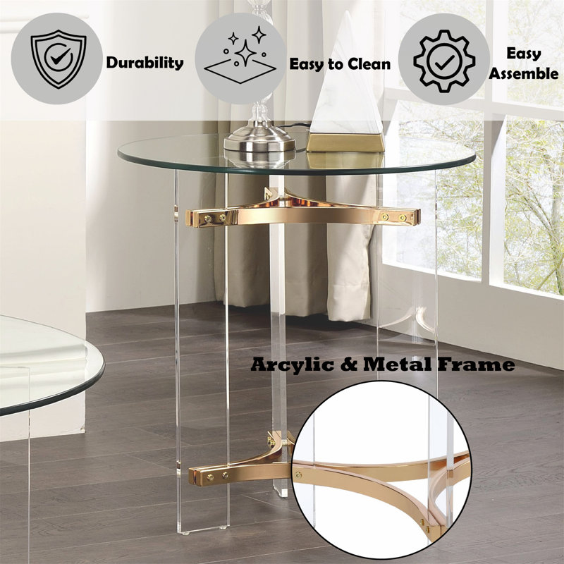 Table de bout moderne à finition dorée avec construction durable et design polyvalent