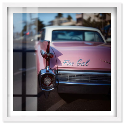 «Fine Gal I Shadowbox Print Glam» par Notoriart, cadre blanc, 31 x 31