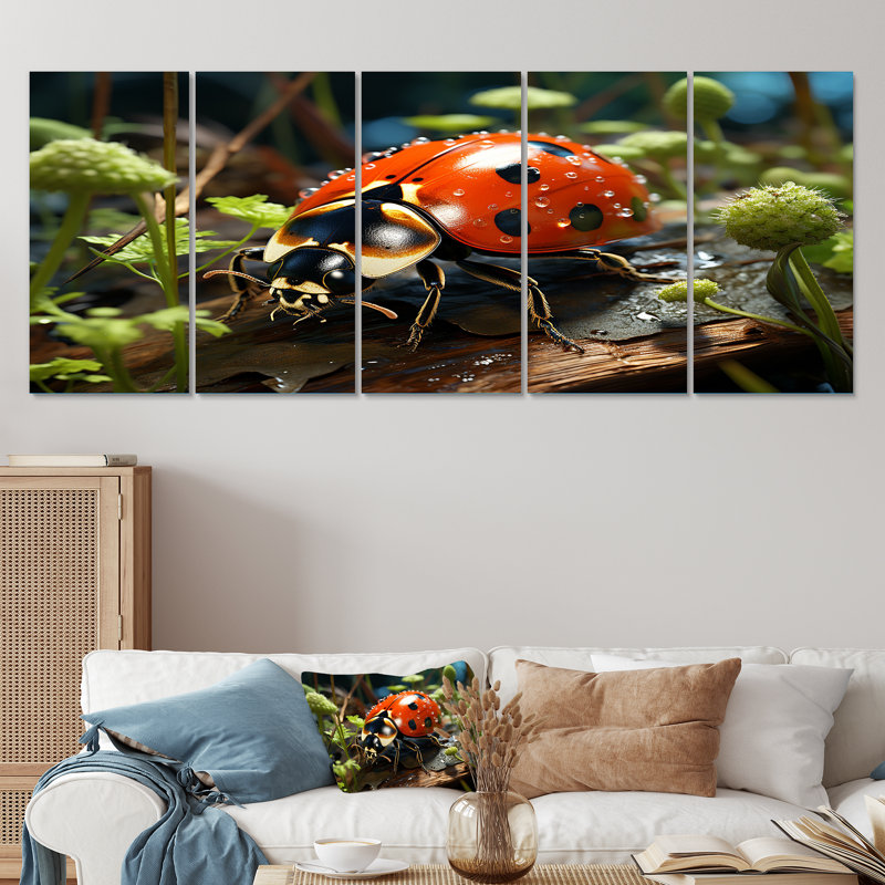 Coccinelle rouge aventureuse II - Coccinelle, art mural 5 pièces, H 32 po x l 80 po