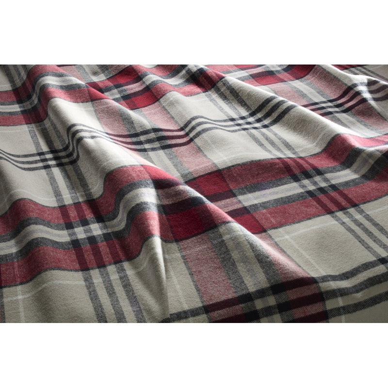 Lech Chequered Duvet Cover Set with Pillow Shams Included