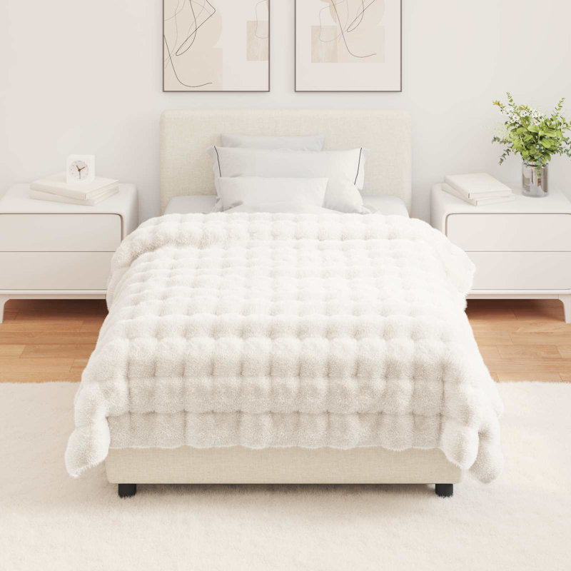 1-36 Throw Blanket, 130cm x 150cm, White