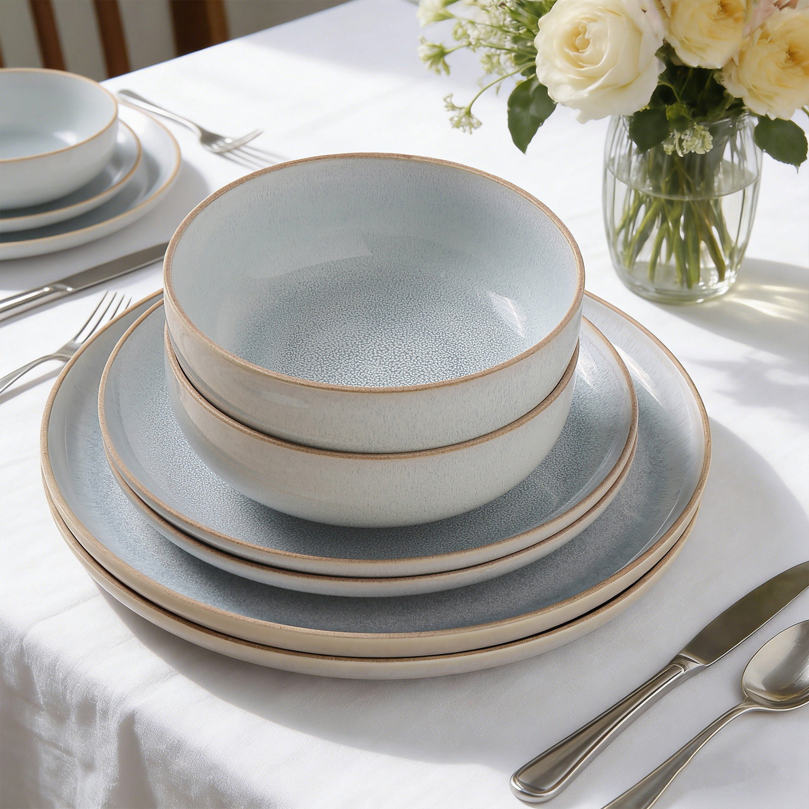 Louella Stoneware Dinnerware Set - Service for 4, Blue