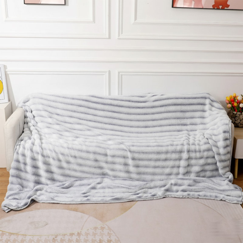 Luxury Bubble Throw Blanket Ultra-Soft Fleece 350 GSM Cozy Warm 200 x 240 cm Elegant Home Décor Sofa Bed Blanket Cream Silver