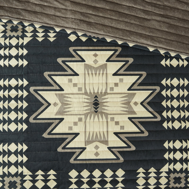 Full Black and Tan Aztec Pattern Quilt Set
