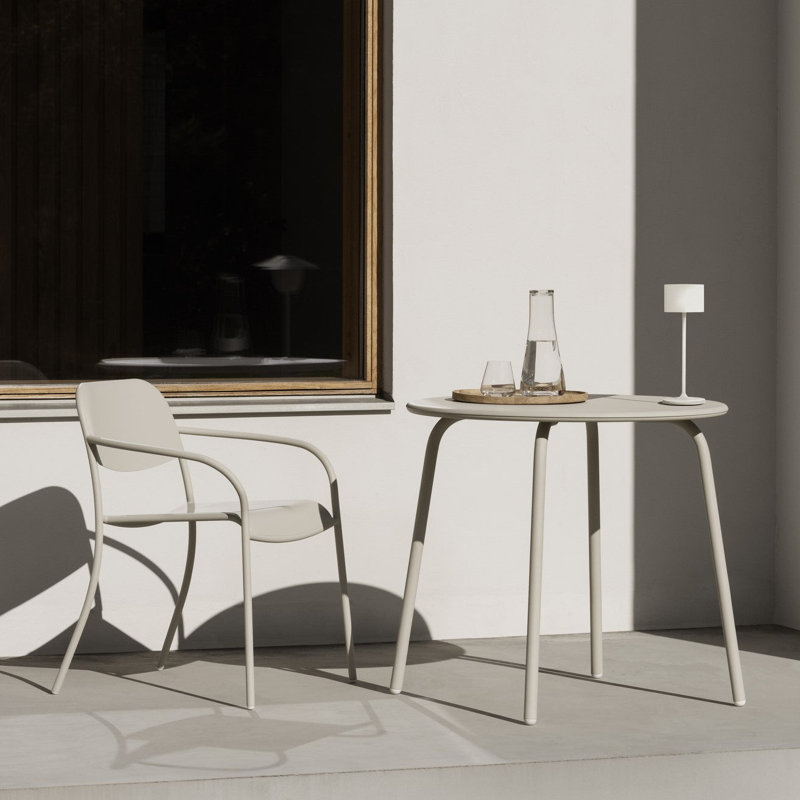 Table bistro ronde YUA 31,5 po, Soie grise