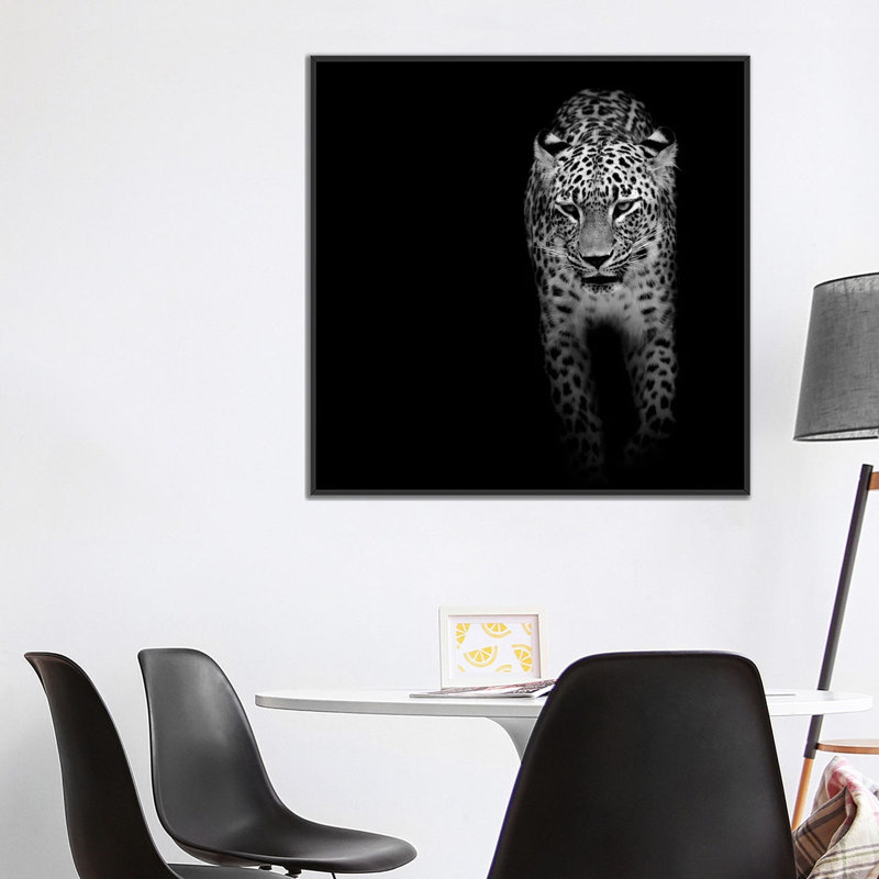 «Leopard II», reproduction de photo sur toile, H 18 po x l 18 po x P 1,5 po, Toile encadrée noire, Pas de tapis