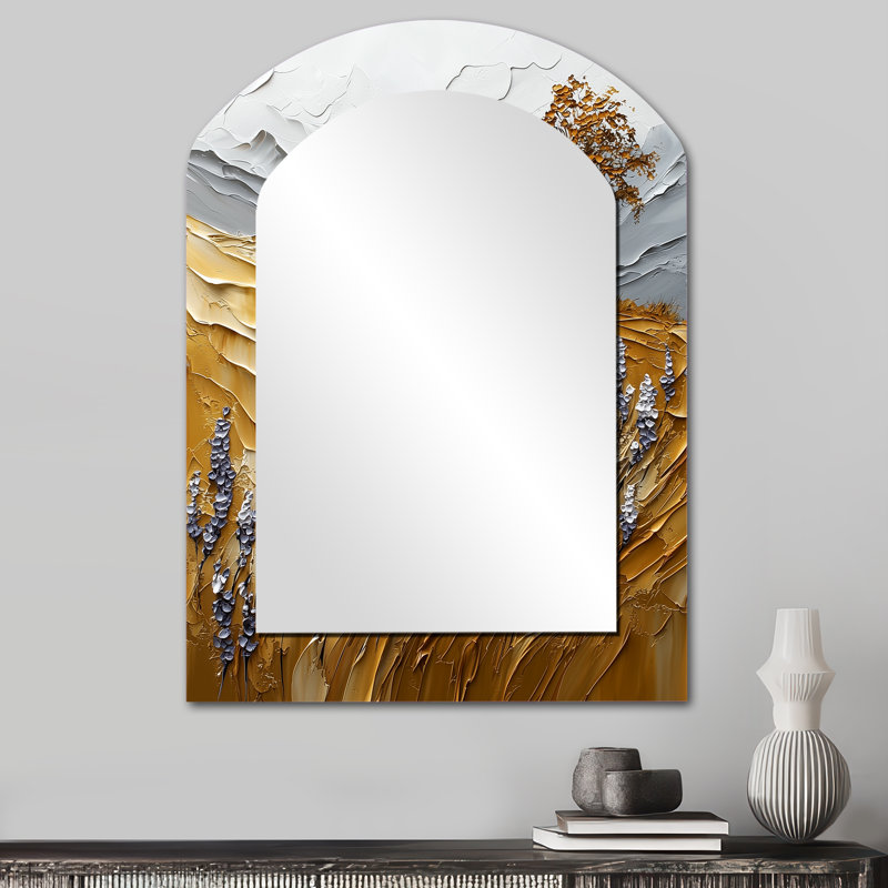 «Gold Scottish Highlands Farm Landscape - Écosse», miroir mural asymétrique décoratif, 34 po x 25 po