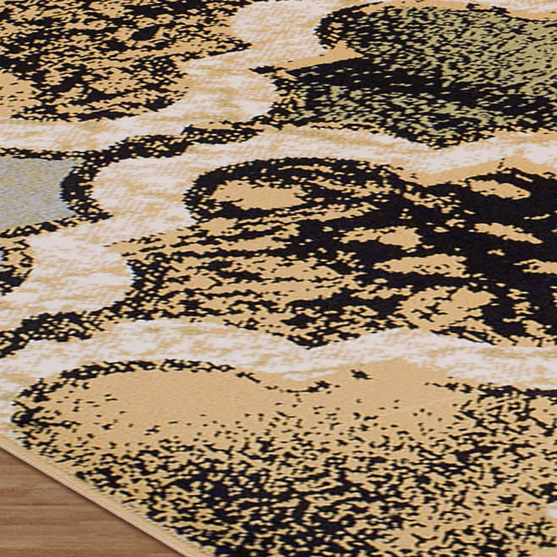 4' X 6' Quatrefoil Power Loom Distressed Stain Resistant Area Rug