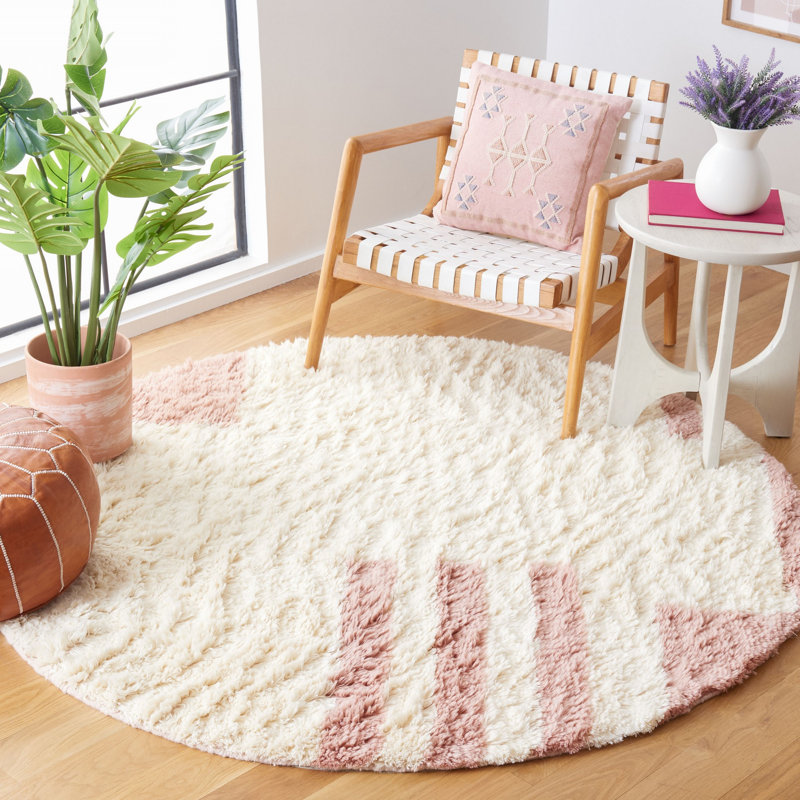 Caben Hand Woven Wool/Cotton Rug in Ivory/Pink, Round 6'