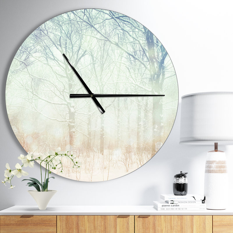 Horloge murale Swigart Farmhouse Designart Winter, Moyen