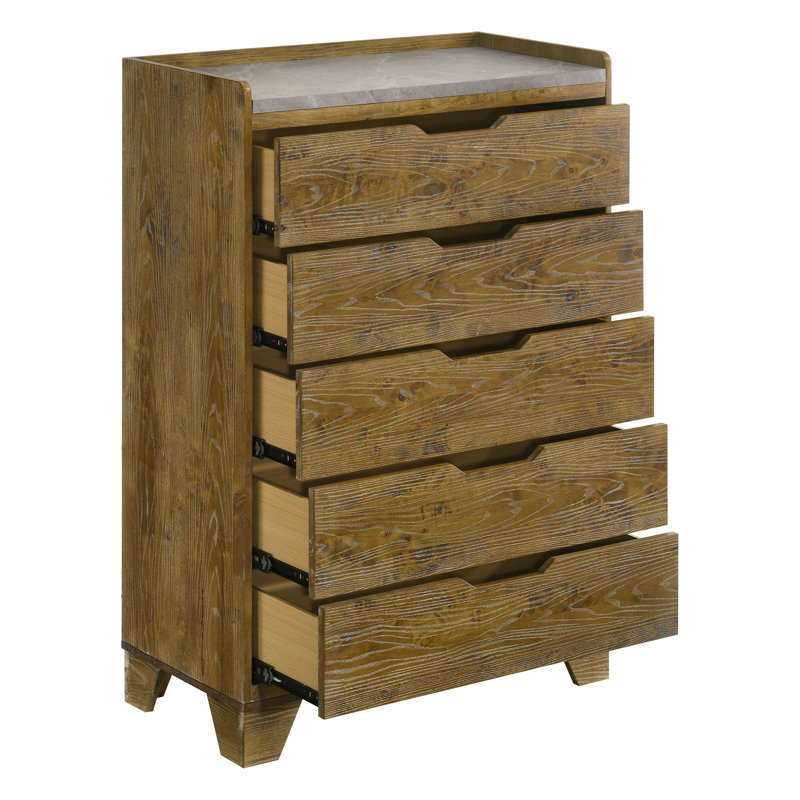 Ensemble de chambre à coucher Whitfield en chêne moyen, 3 pièces, comprenant un lit à panneaux, une commode et un coffre.