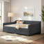 Lit de jour simple rembourré avec 2 tiroirs, canapé-lit avec accoudoirs ondulés et support en lattes de bois pour la chambre à coucher, salon, gris foncé-101924335-101924334