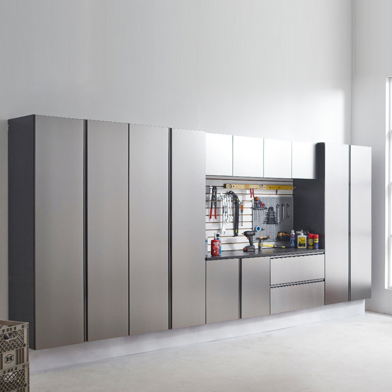 Élégante armoire de garage murale gris métallique - rangement extra profond, chaleur et eau, rangement à fermeture douce avec surface de teinture