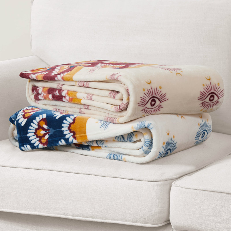 Jessica Simpson Plush Throw Blanket, Blue