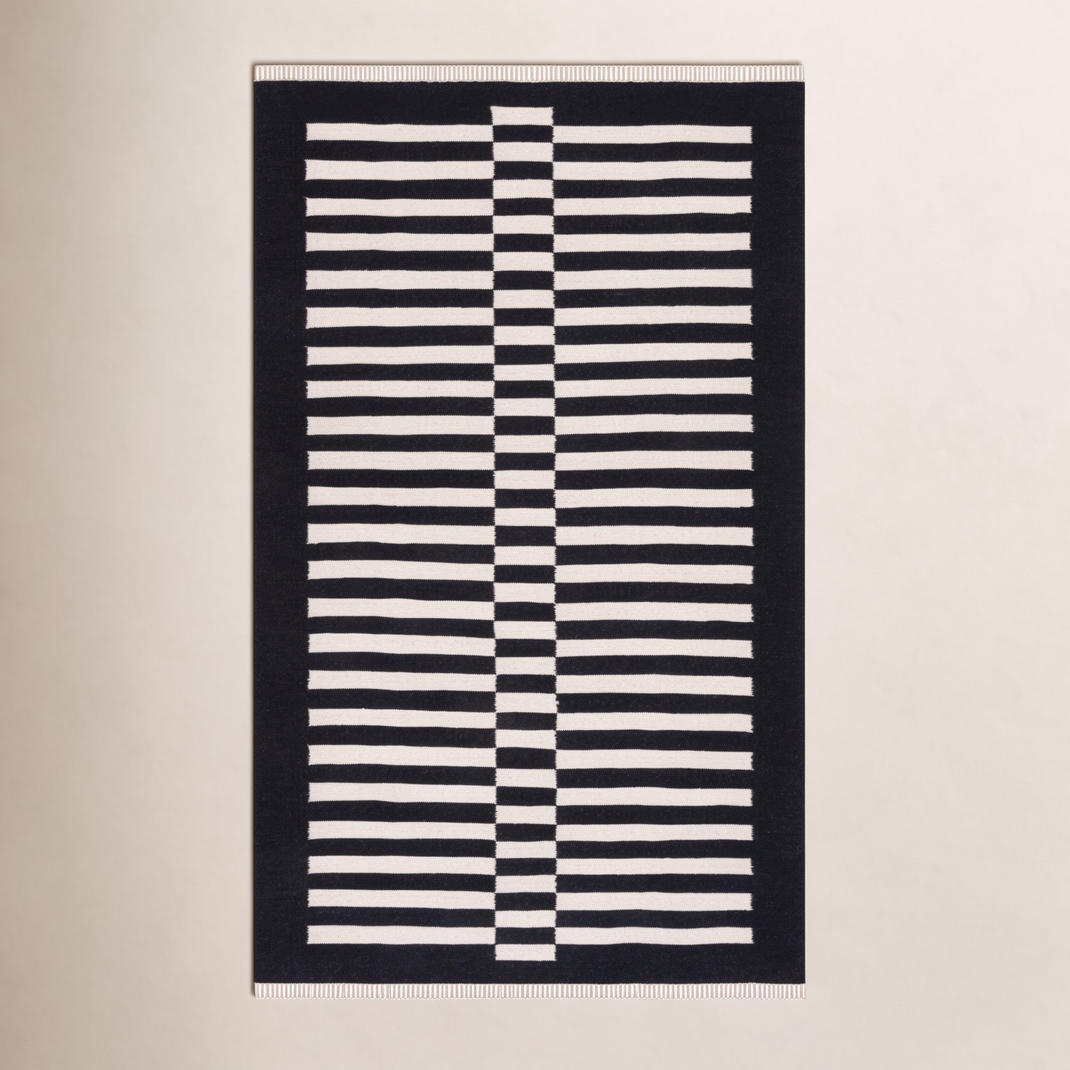 Delia Rug, Rectangle 4' x 6'