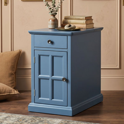 Table de bout en bois avec ports USB, tiroir et armoire