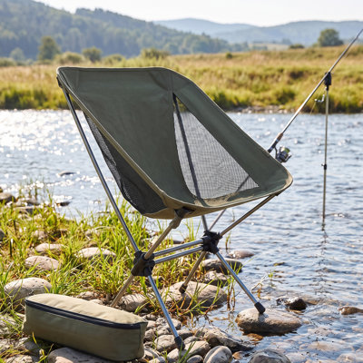 Ensemble de 2 chaises de camping pliantes et portables avec poignées de transport, tissu Oxford 600D et structure en acier, idéales pour le camping, la plage, les pique-niques et la terrasse.