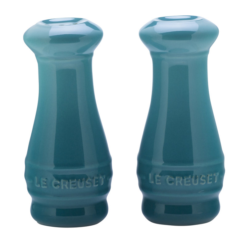 Stoneware Set of 2 Salt and Pepper Shakers, Caribbean