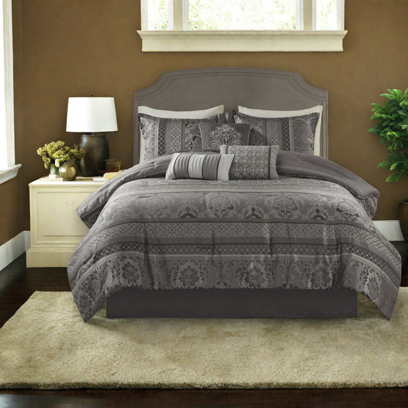 Luxurious Jacquard Bedding Sets, Polyester, Elegant Design, Home Décor