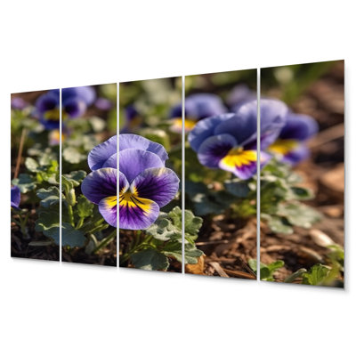 Modern Plants & Flowers Wall Decor on Metal