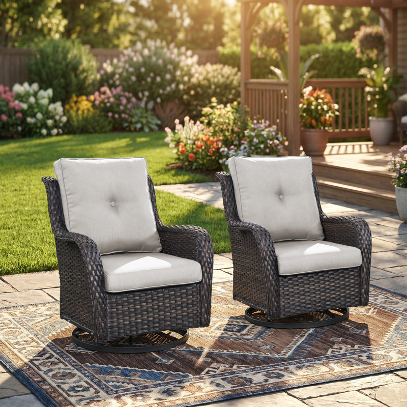 Swivel and sliding wicker patio chairs, Beige, Brun