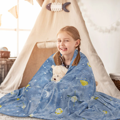 P-B3027 Throw Blanket