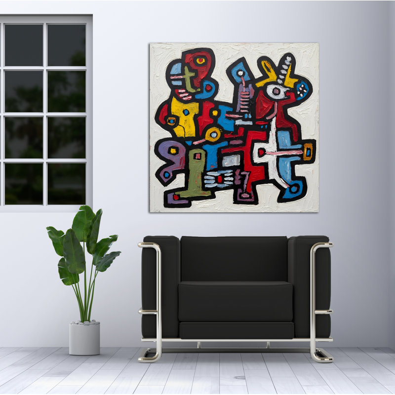 Totem Chatter, 24" H x 24" W