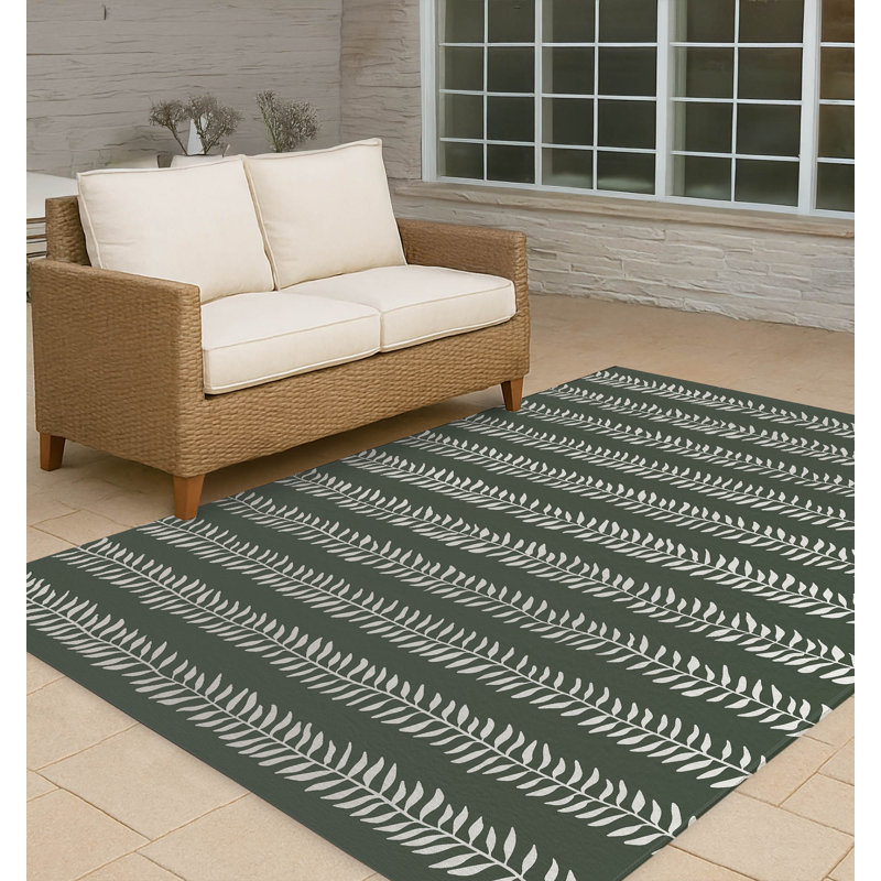 Mystic Ivy Non-Slip Outdoor Rug, Rectangle 2' x 3'