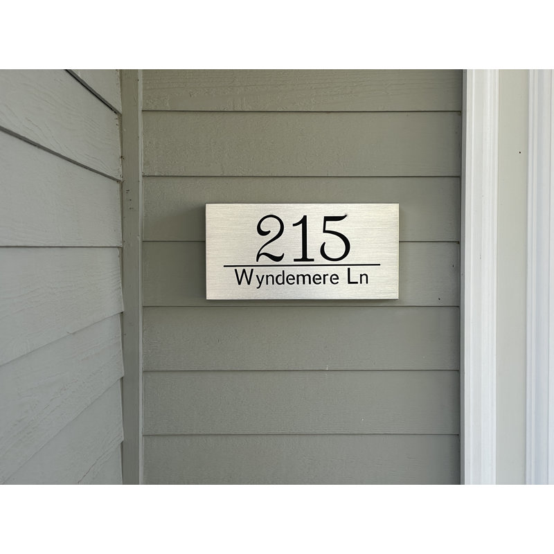 Plaque d'adresse murale 1 ligne Illuminated Dusk Till Dawn Sensor, Oui