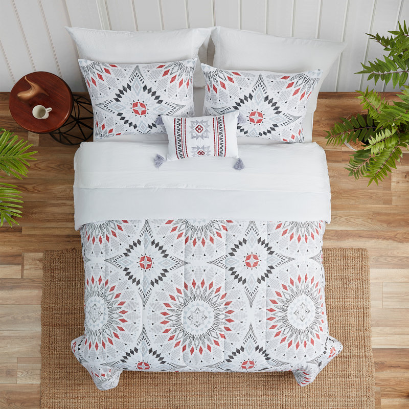 Polyester Percale Geometric Shapes Comforter, King Comforter + 7 Additional Pieces