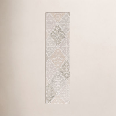 Garvin Hand-Tufted Wool Floral Rug