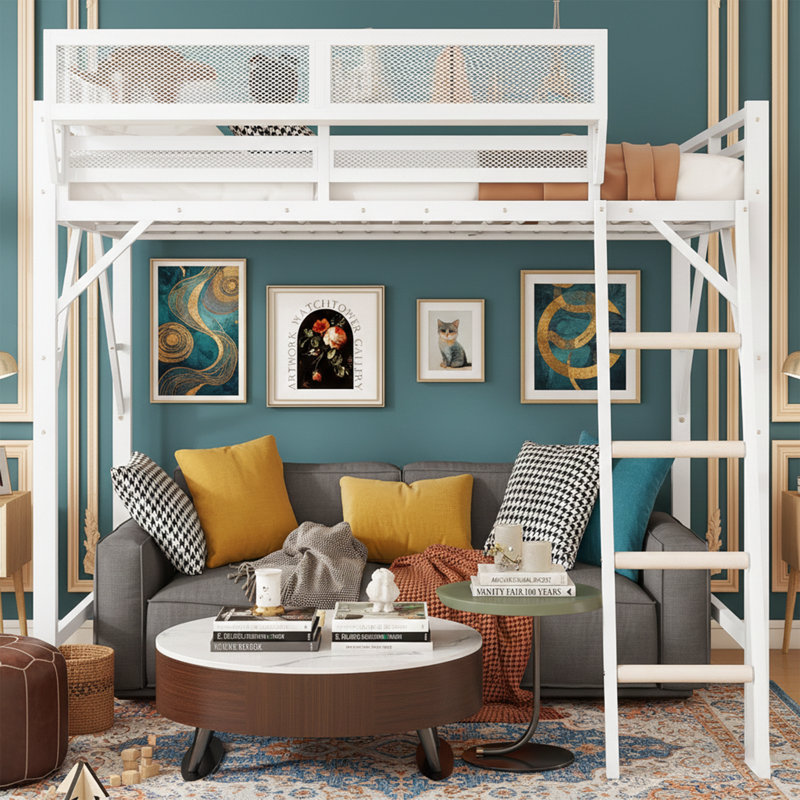 Grand lit mezzanine en métal avec tablettes de rangement intégrées, structure haute pour chambre à coucher peu encombrante