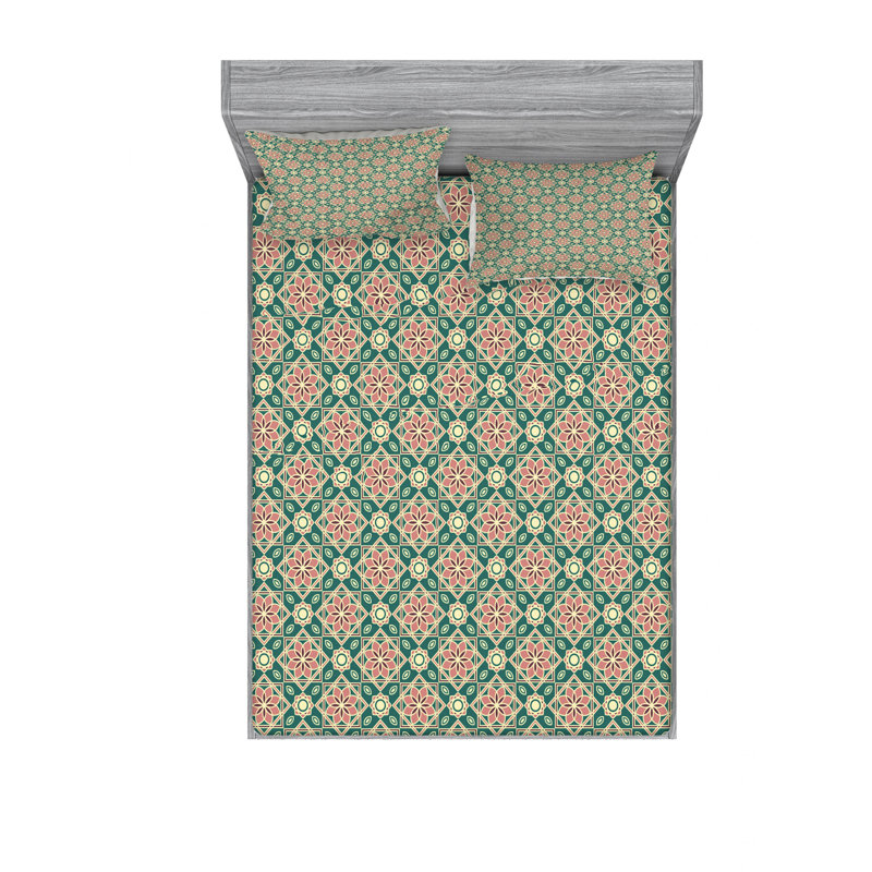 Microfiber Geometric Sheet Set, Queen Sheet Set with Fitted Sheet