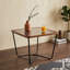 Table basse carrée avec plateau en verre