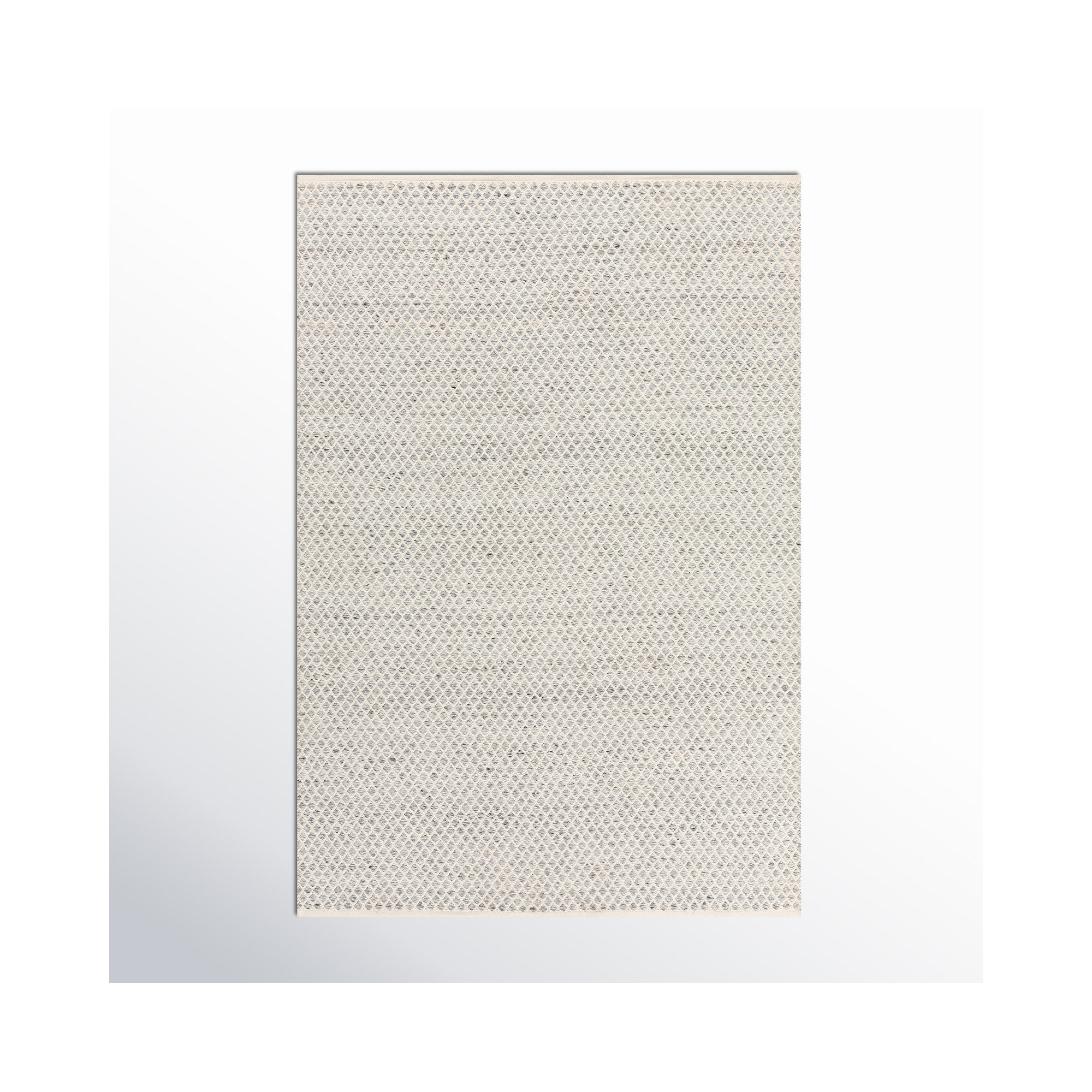 Hinton Handmade Recycled P.E.T Indoor/Outdoor Rug, Rectangle 2' x 3'